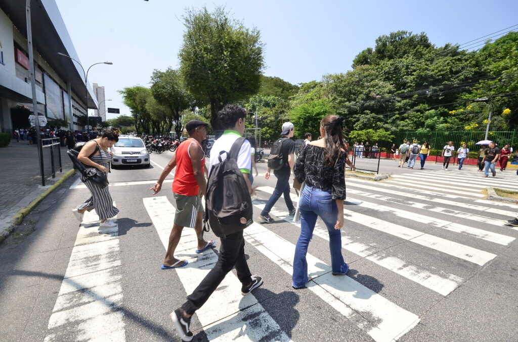 Avelleda: Cidade inteligente prioriza pessoas, não carros