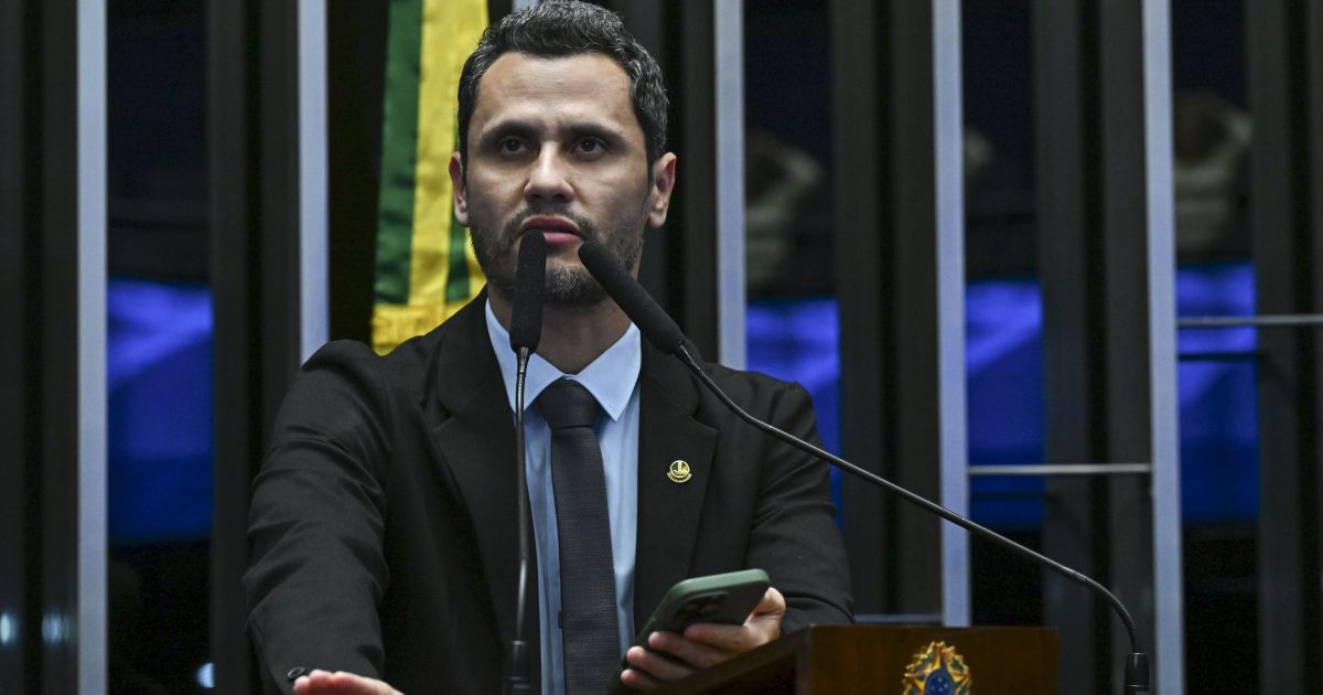 Republicanos autoriza candidatura de Cleitinho ao Governo de Minas Gerais