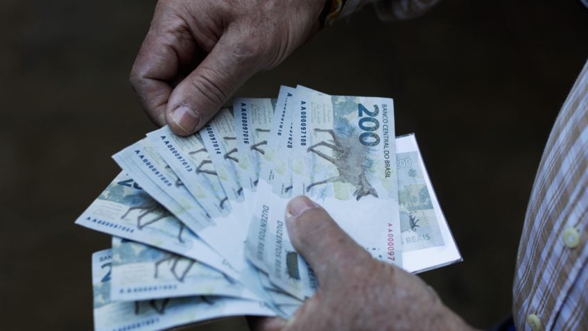 CMN ajusta regras de carência para beneficiários adimplentes do Fies