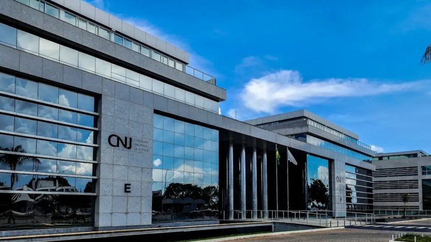 CNJ suspende falência do Banco Santos e afasta administrador judicial
