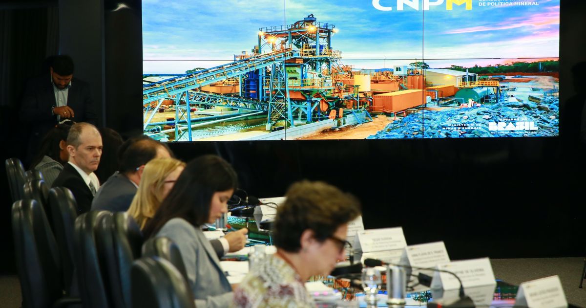 CNPM propõe dispensa de licença ambiental para pesquisa mineral inicial