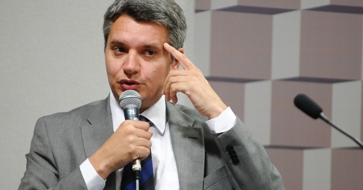 Coaf classifica "equilibrada" decisão de Moraes sobre relatórios fiscais