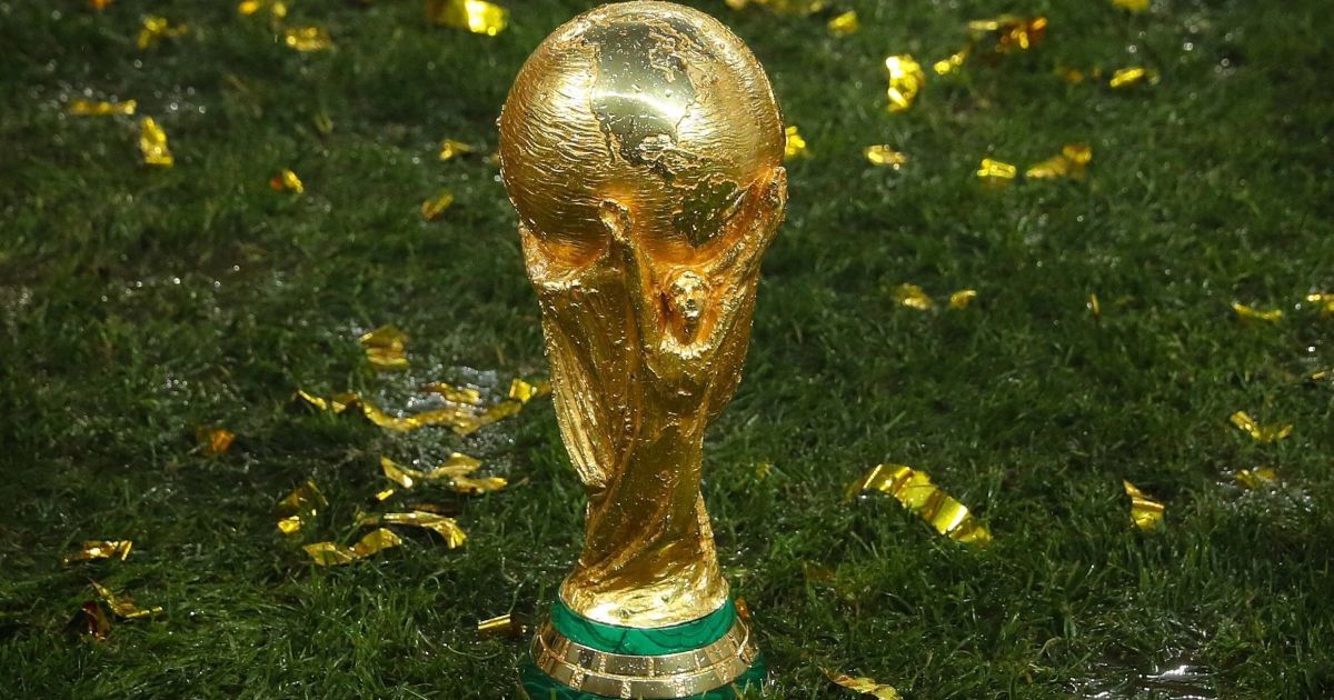 Com eleitores de olho na Copa, presidenciáveis estudam avanços no período