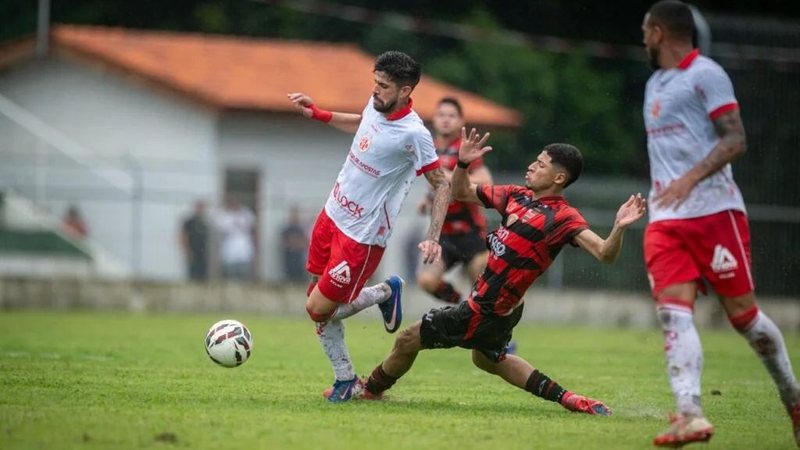 América-RN goleia Trem em jogo com expulsão e encaminha vaga na Série D