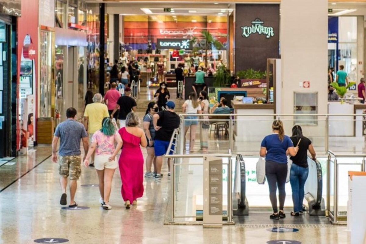 FGV Ibre e CNC revelam: Dia das Mães desafia endividamento recorde