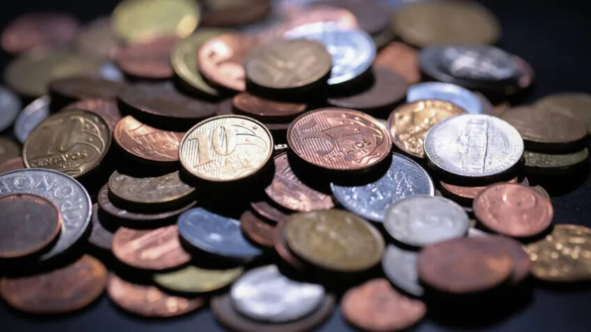 Comissão de Educação aprova projeto de educação financeira para prevenir superendividamento