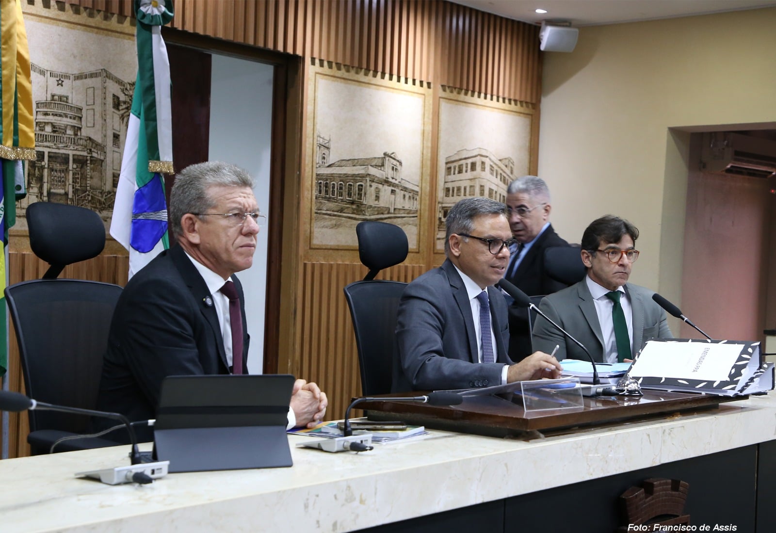 Comissões da Câmara Municipal de Natal aprovam 153 emendas ao PPA e LDO para 2027