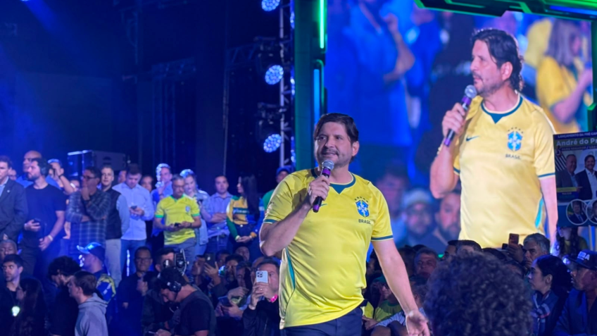André do Prado mantém Eduardo Bolsonaro como suplente apesar de condenação do STF