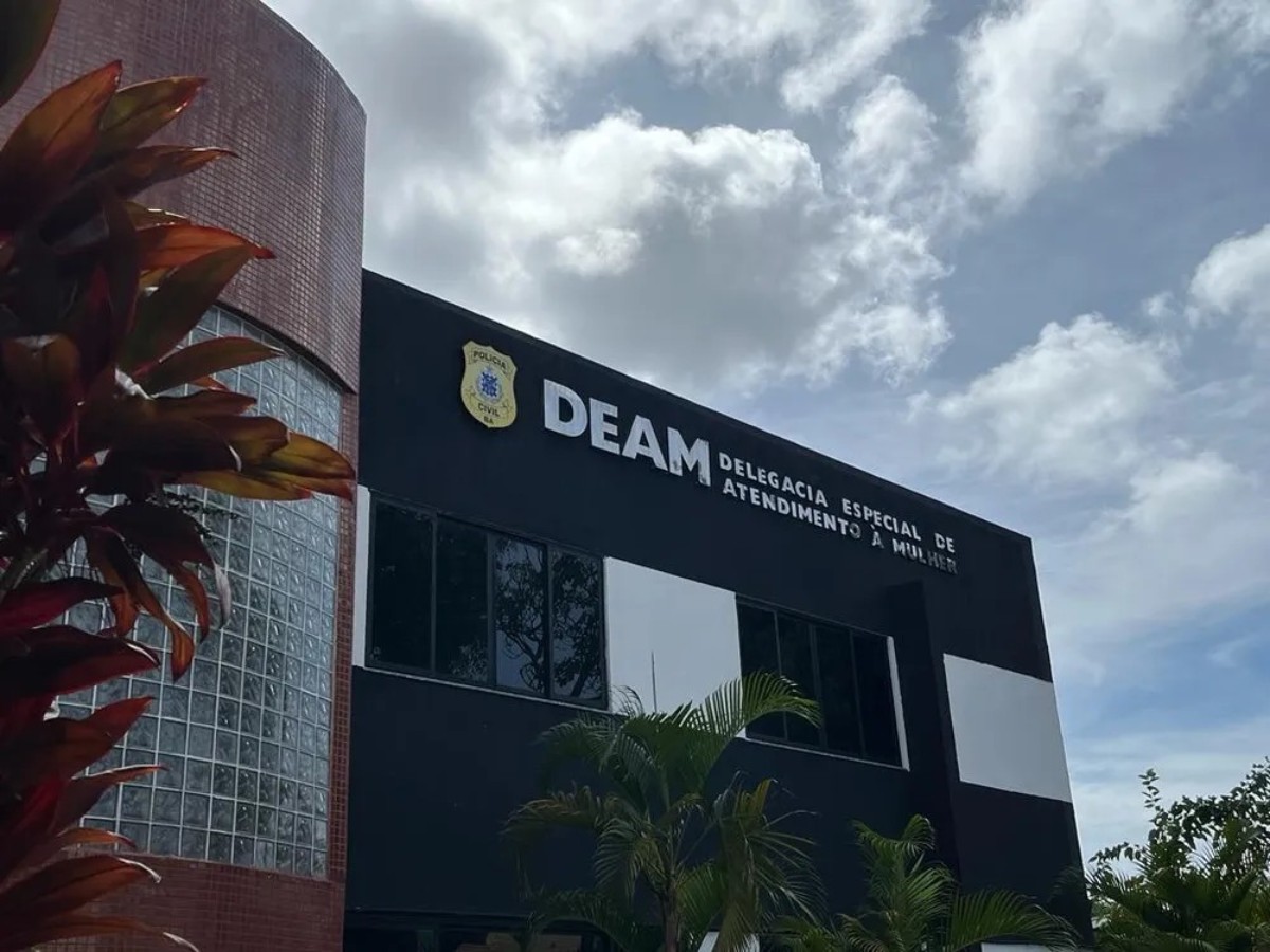 Conselheira da OAB-BA denuncia importunação sexual em evento em Salvador