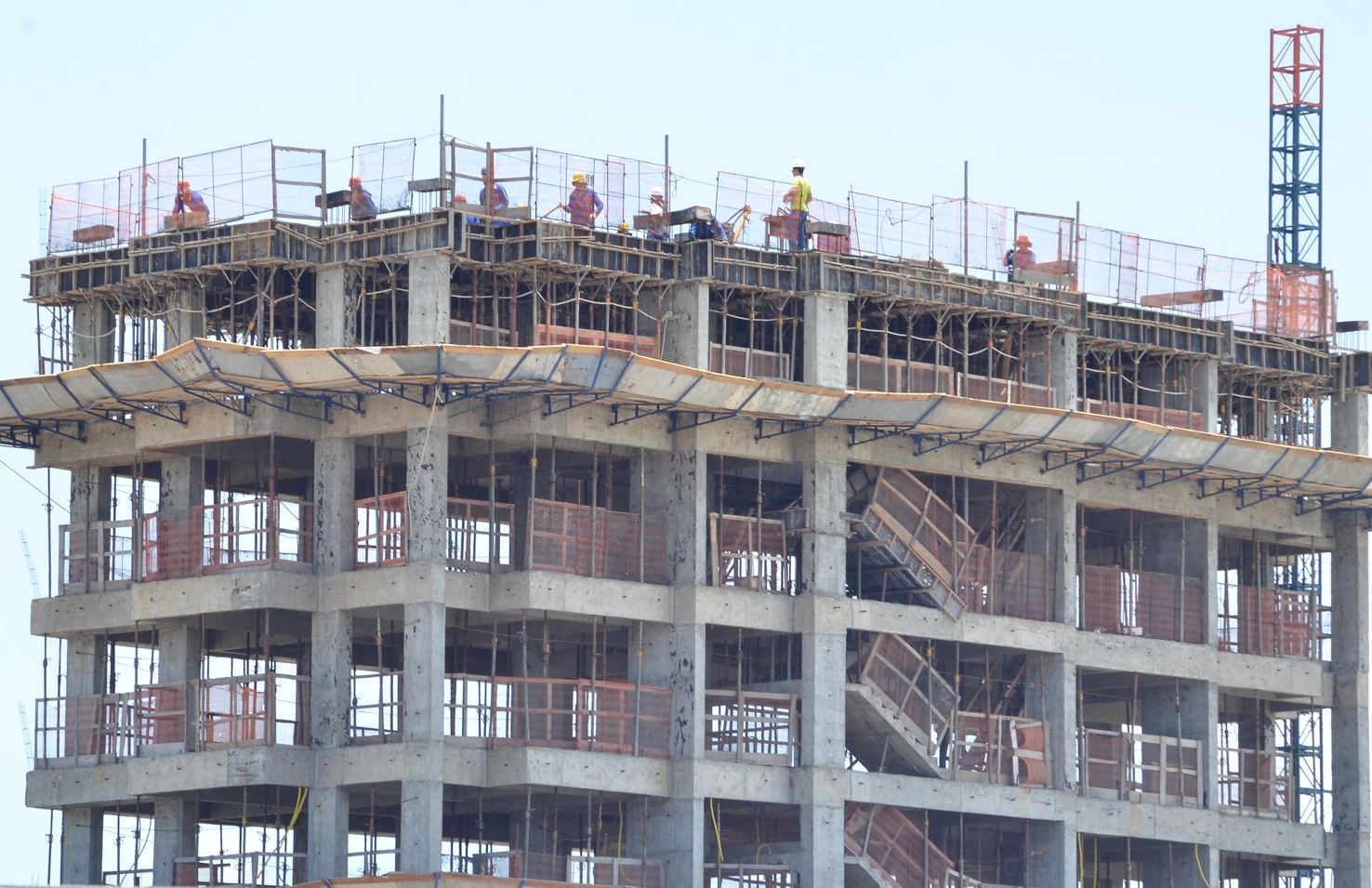 Construção emprega 2,5 milhões no País, revela Pesquisa Anual do IBGE
