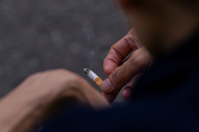 Estudo da Universidade de Michigan revela que consumo de drogas na juventude está ligado a danos cognitivos e perda de memória na meia-idade