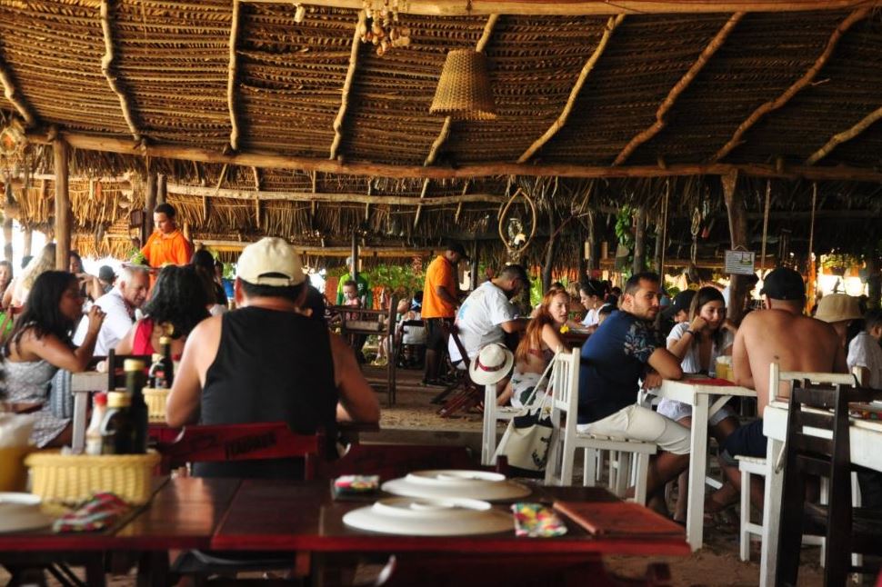 Copa do Mundo impulsiona receita de bares e restaurantes no RN, com faturamento triplicando em dias de jogo