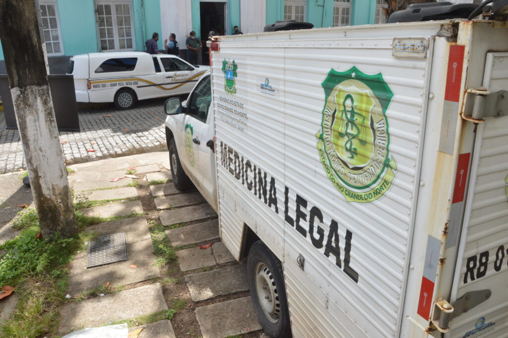 Jovem é brutalmente esquartejado na Zona Norte de Natal