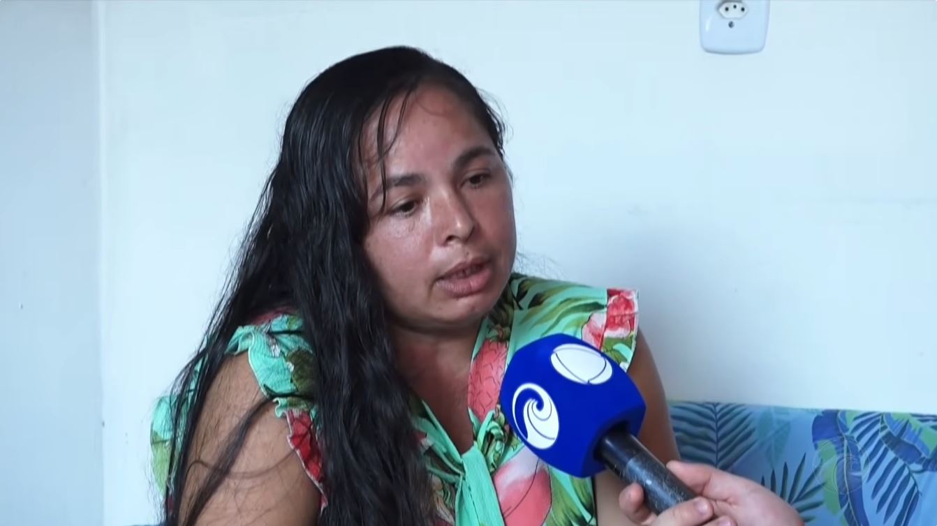Criança de 2 anos é esquecida em ônibus escolar por quase quatro horas na Grande Natal