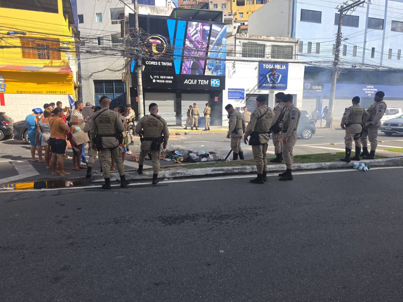 Troca de tiros com PMs mata inocente em Salvador