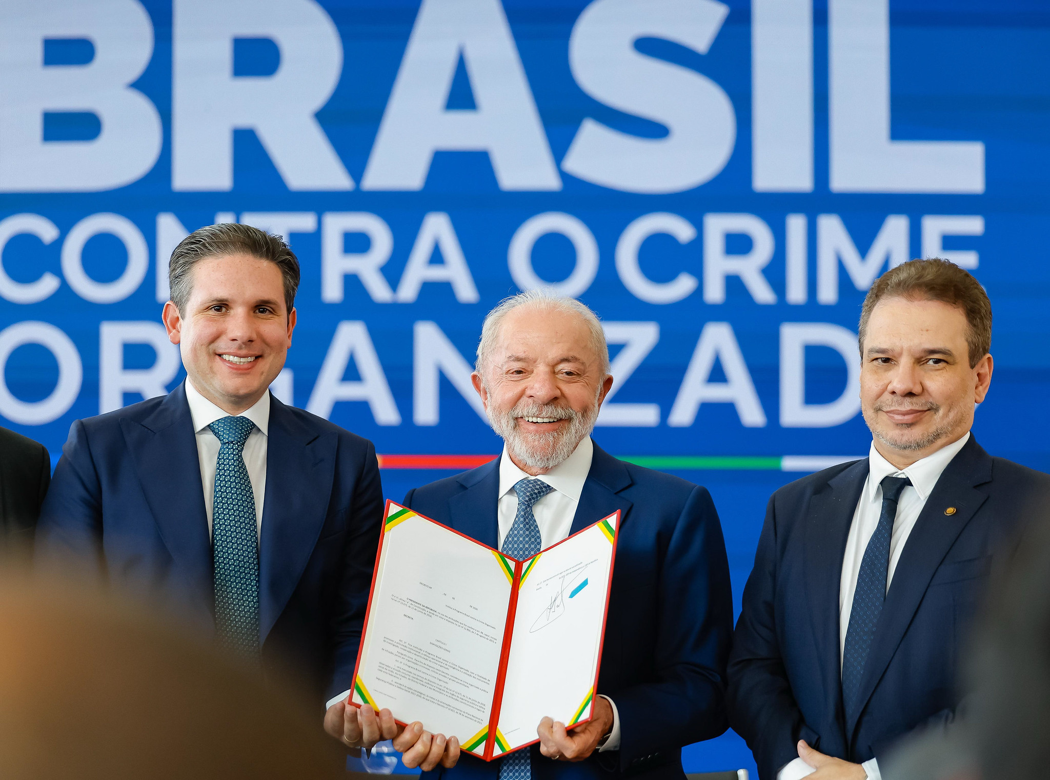 Lula lança plano anticrime; estados esperam regras do BNDES