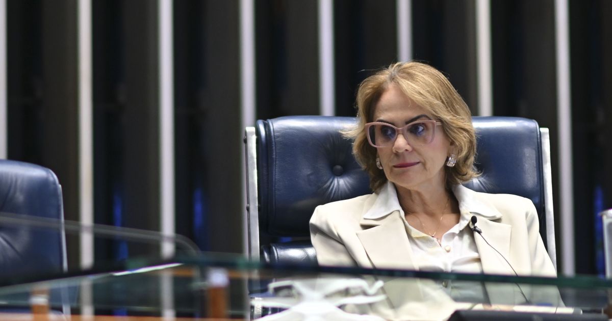 Damares Alves reafirma apoio a Flávio e clama por unidade na direita