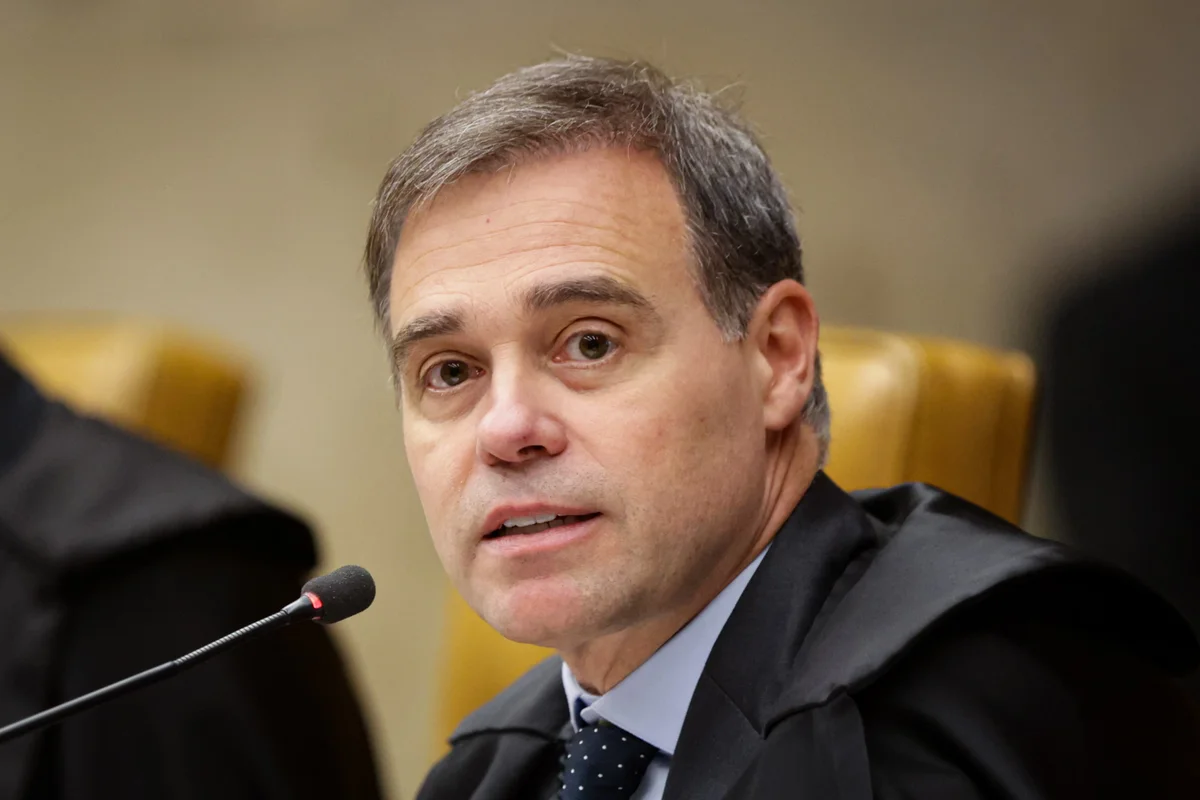 Equipe de Mendonça no STF é poupada de retorno de delegados da PF determinado pelo MJ