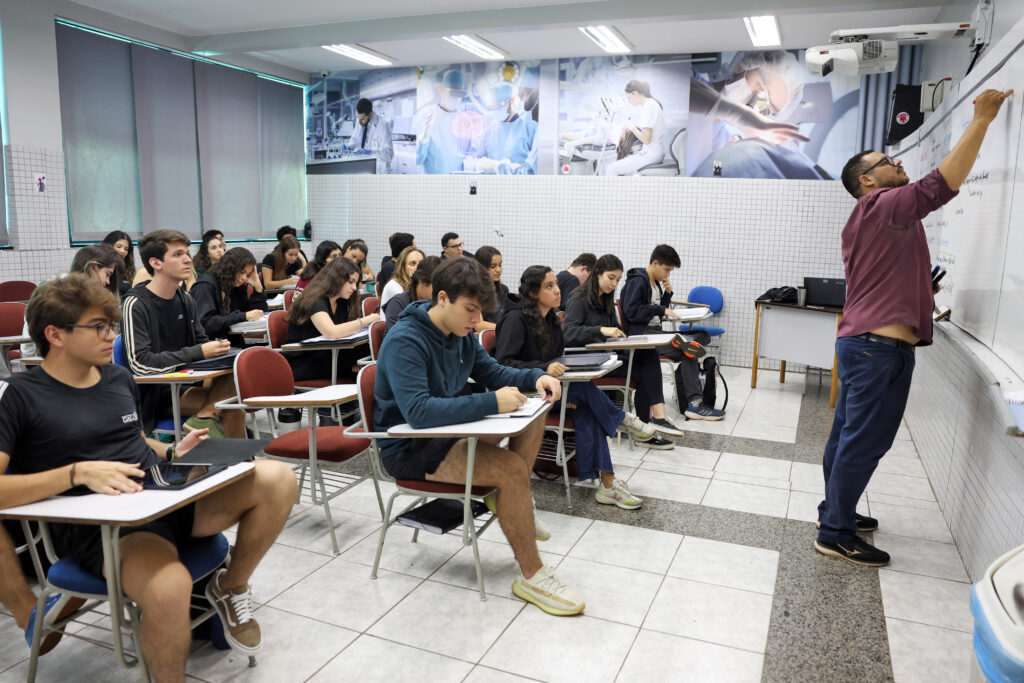 STF reconhece recreio e intervalos como jornada de trabalho para professores