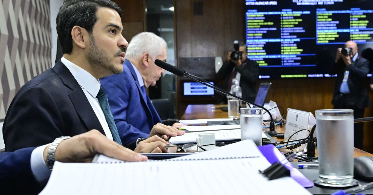 Senado ouve Messias: 'Democracia começa pela ética de juízes'
