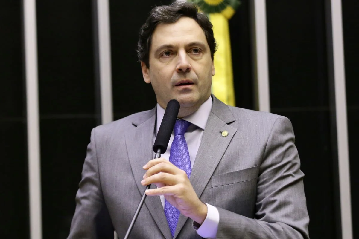 Deputado Luiz Philippe de Orléans e Bragança é denunciado à PGR por projeto contra a Sharia