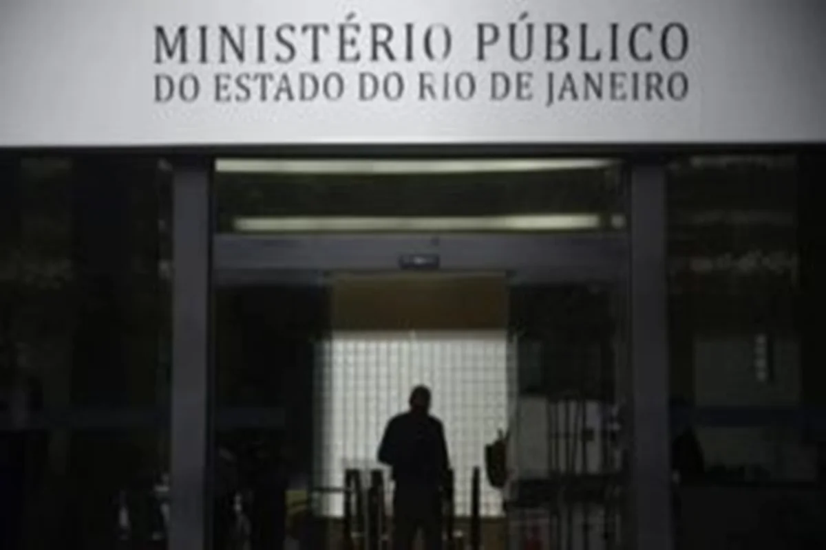 Deputado Val Ceasa é alvo de operação no Rio por suposto elo com o TCP
