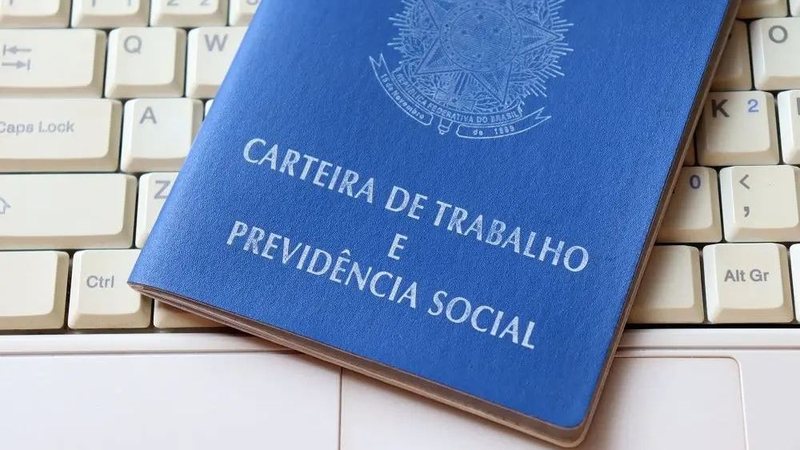 Mercado de trabalho brasileiro registra recorde com 103,3 milhões de ocupados