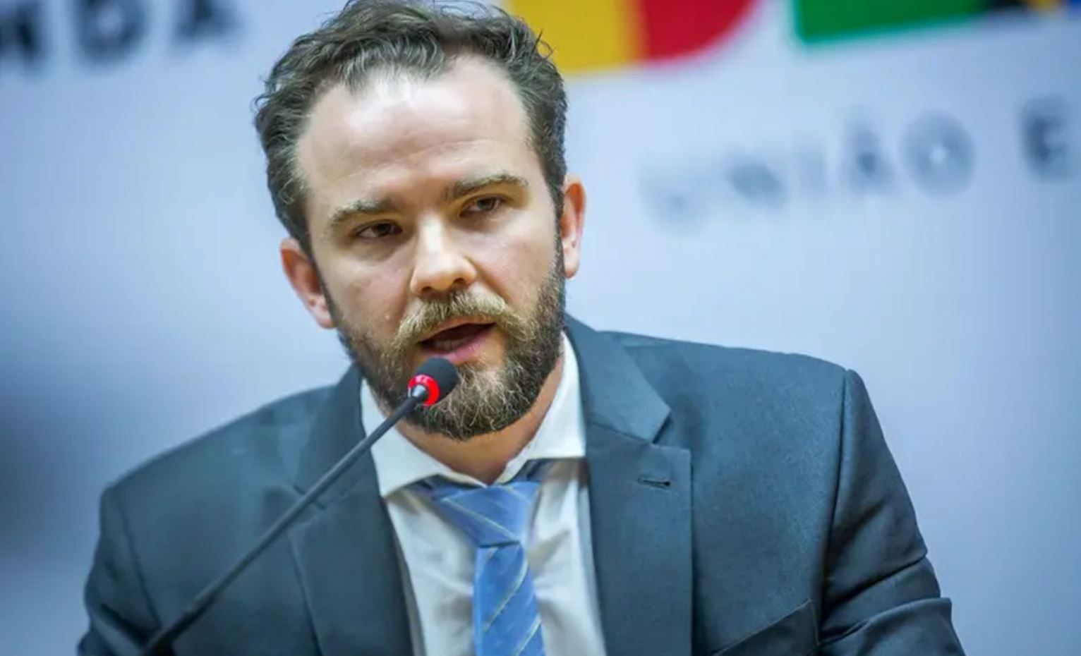 Desenrola Brasil já renegocia R$ 10 bilhões em dívidas e beneficia mais de um milhão de CPFs