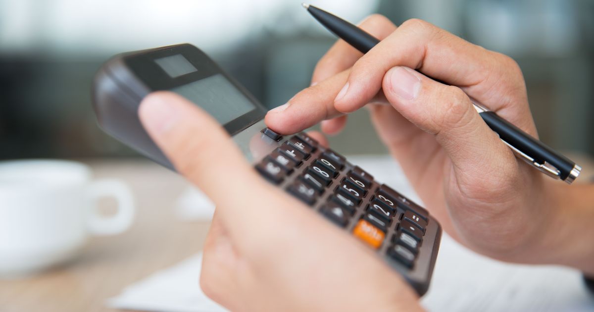 Novo Desenrola: Economista vê risco e paliativo, não solução estrutural