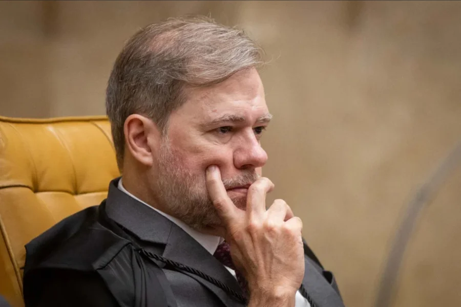 Toffoli suspende investigação contra advogado ligado ao Banco Master