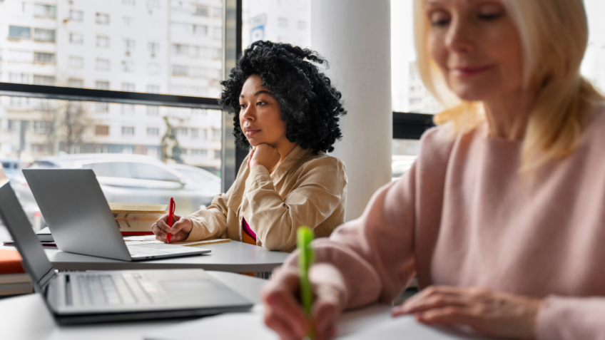 Ministérios revelam: diferença salarial feminina dispara para 21,3% no Brasil