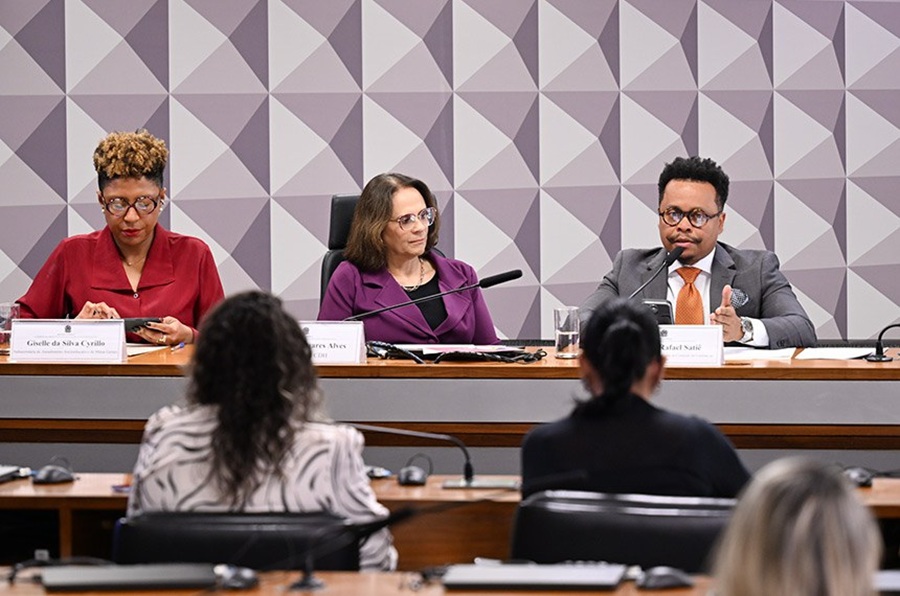 CDH aprova projeto que torna discriminação contra pobres agravante de crime