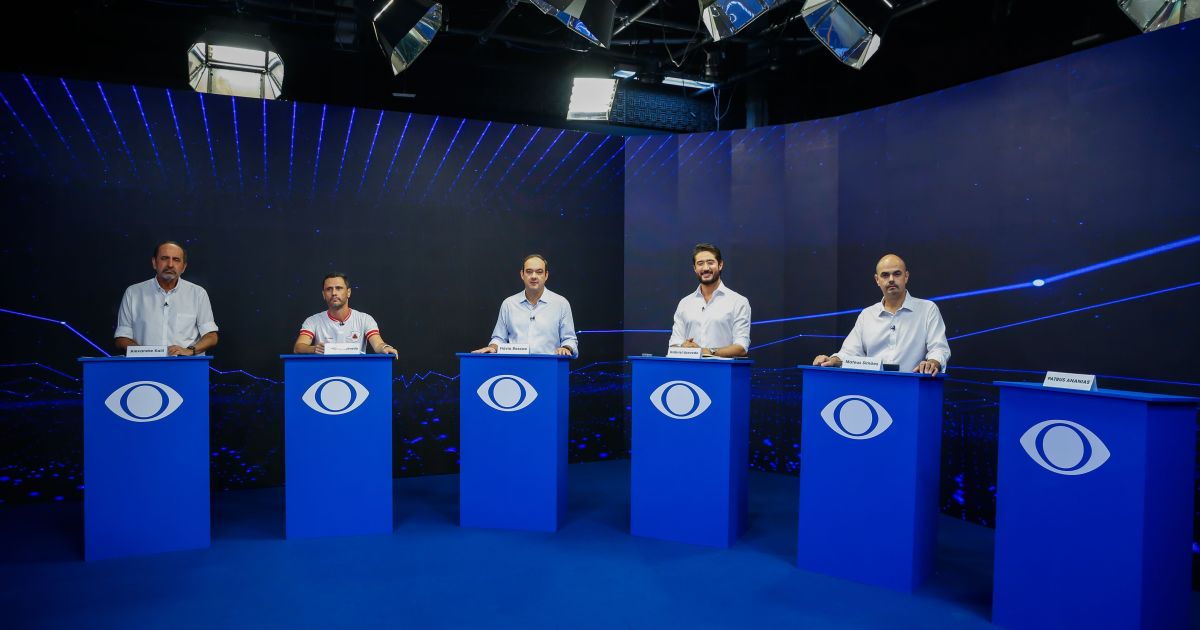 Candidatos ao governo de Minas Gerais debatem dívidas e gestão estadual