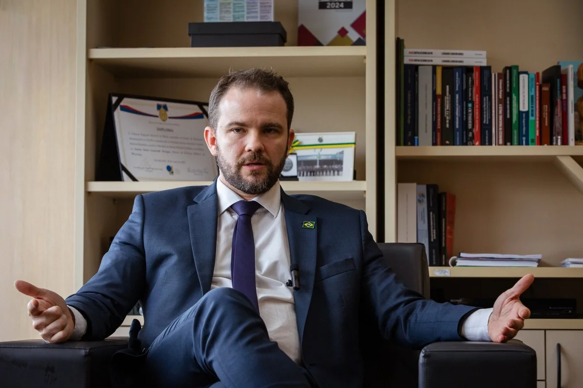 Dario Durigan aponta anarquia regulatória e critica setor de apostas