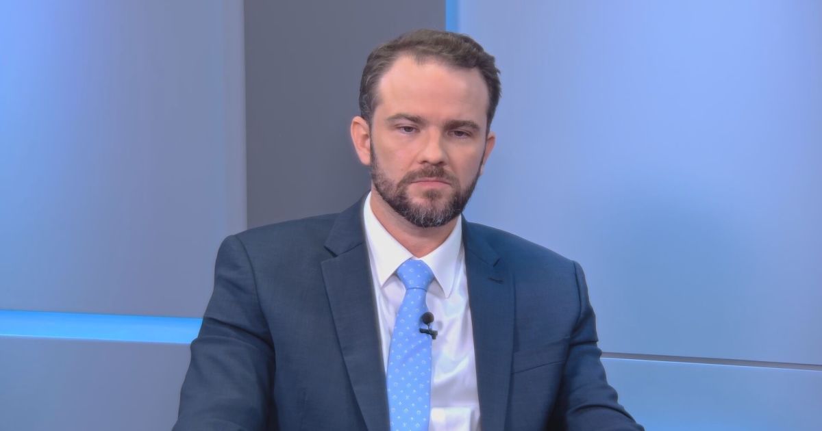 Ministro Dario Durigan participa de Fórum de Finanças Verdes na China e se reúne com Dilma Rousseff
