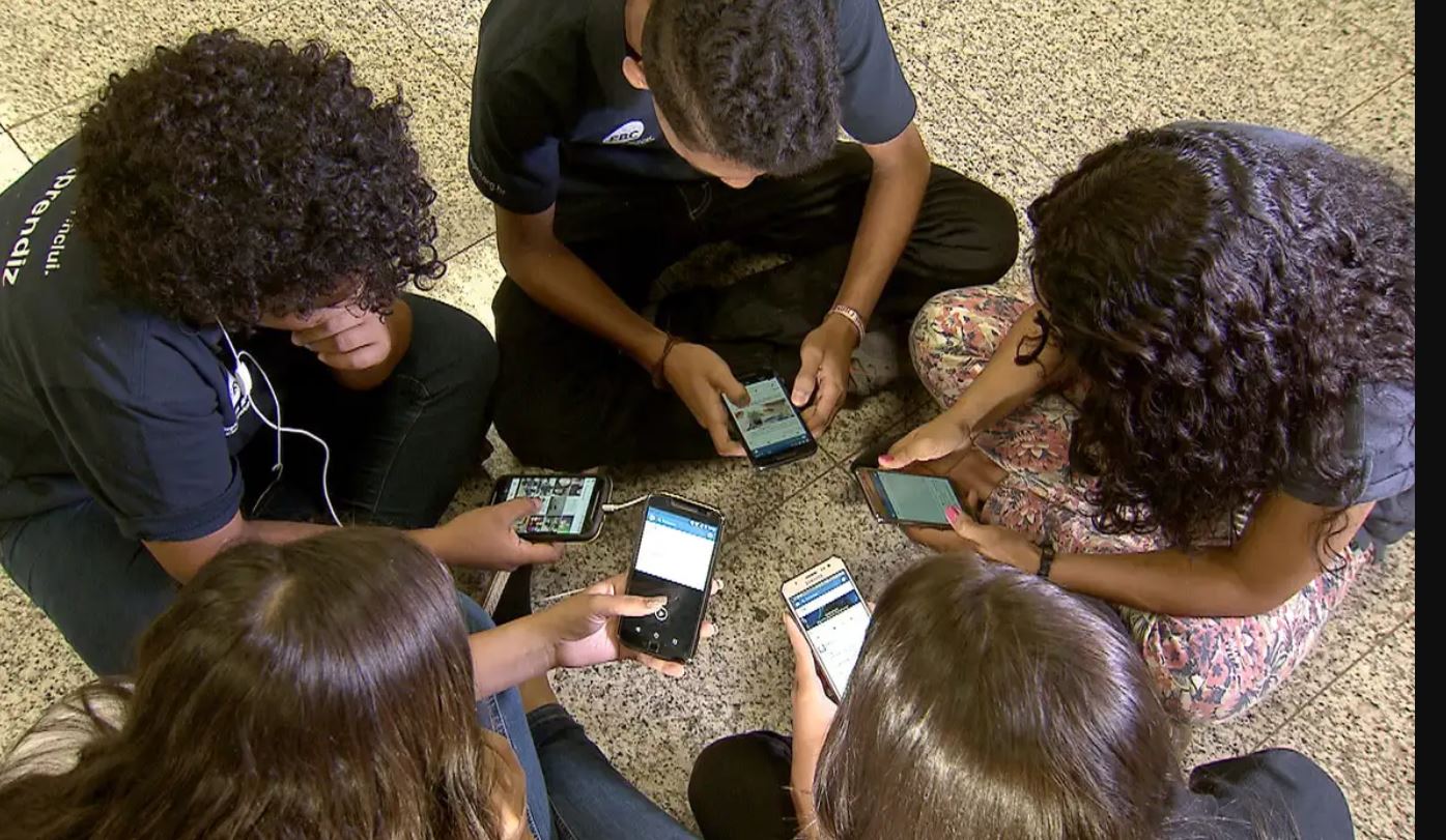ECA Digital reforça proteção de crianças e adolescentes online