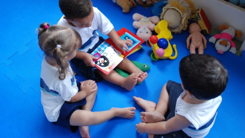 Educação infantil avança em linguagem e matemática, revela estudo do Itaú Social