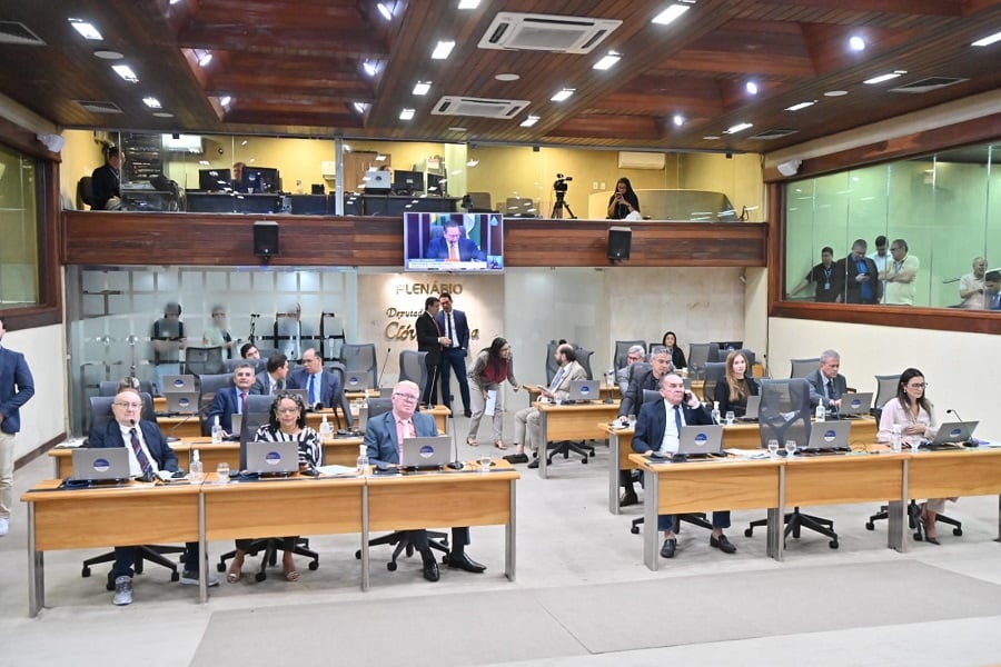 Eleições 2026 impulsionam renovação na ALRN e na Câmara Municipal