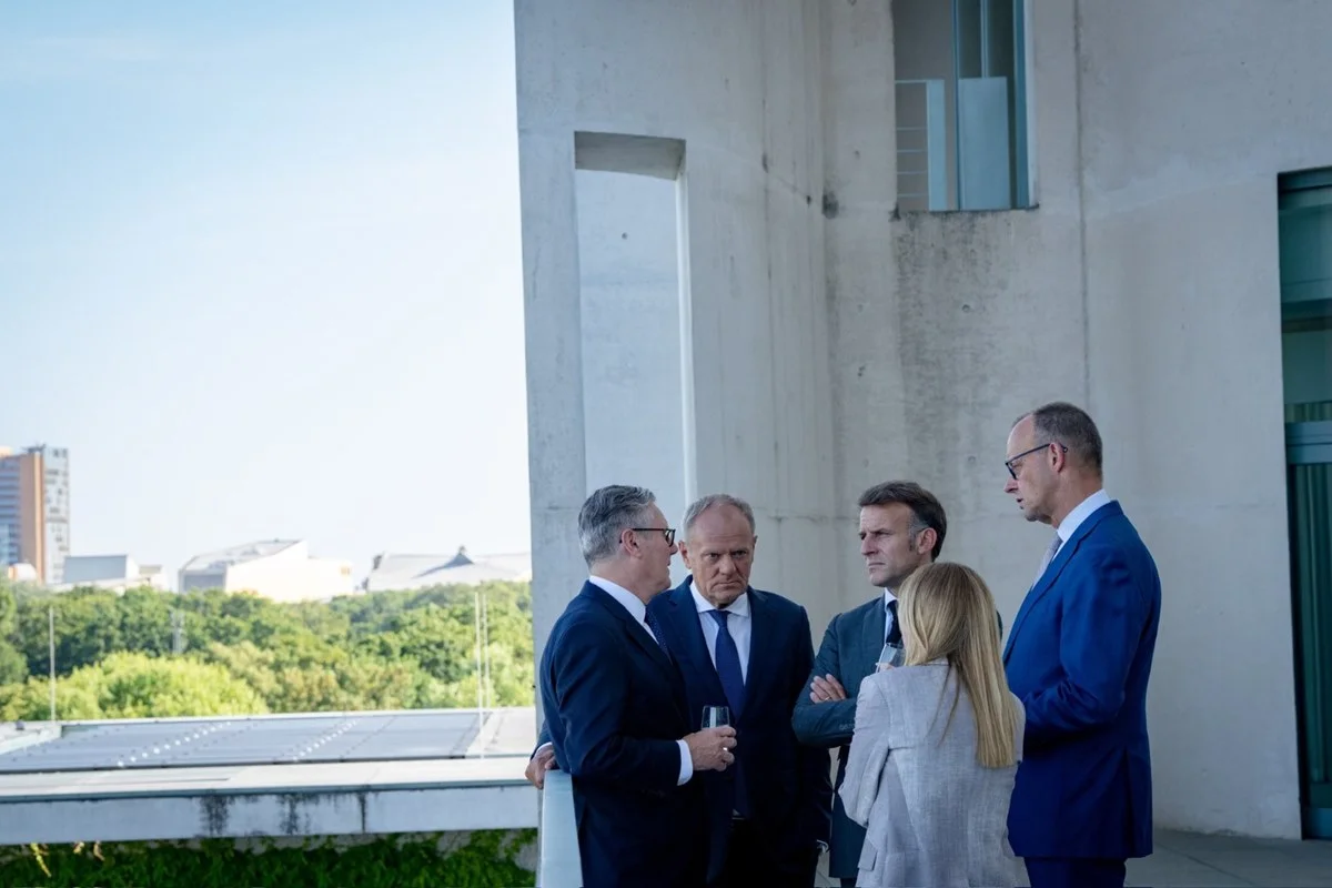 Líderes europeus reforçam apoio à Ucrânia em meio a ataques russos, com mais de 200 caracteres