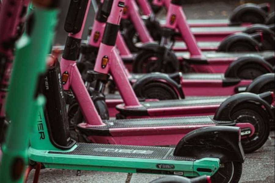 12º Juizado Especial Cível condena empresa de patinetes por autonomia inferior à prometida em Natal