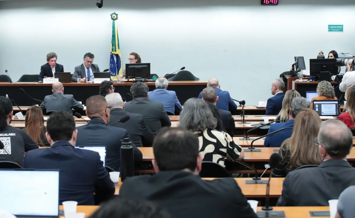 Fim da escala 6x1: Empresários preveem alta de custos e preços