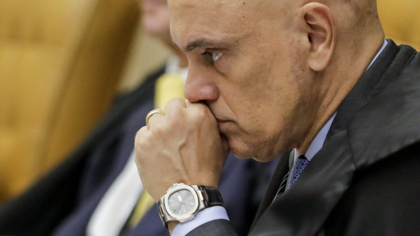 Partido Liberal pressiona Câmara por PEC contra STF
