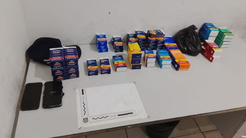 Polícia Militar apreende 50 medicamentos controlados e prende dois em Natal