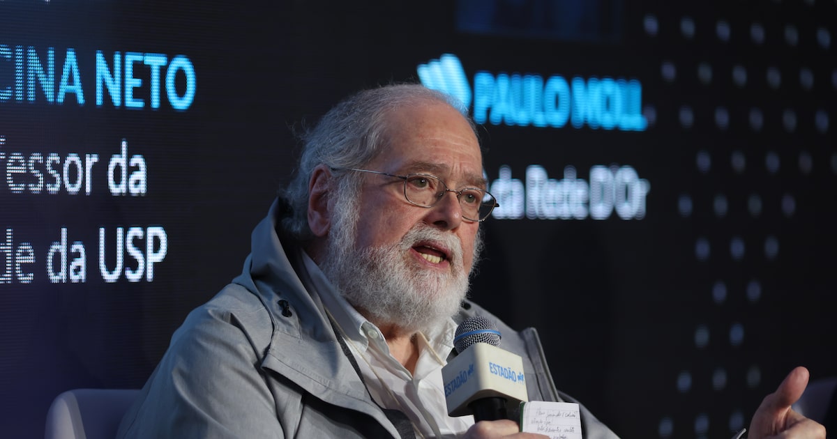 Gonzalo Vecina defende agência única para avaliar novos remédios no SUS e planos de saúde