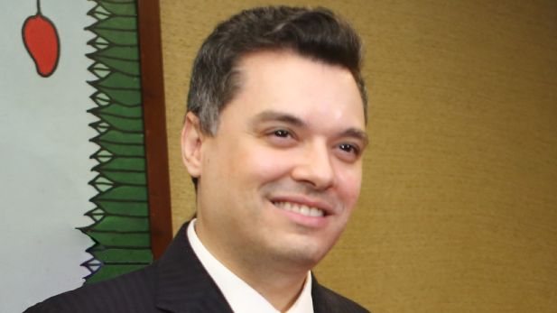 Walter Alves revela rombo de R$ 360 milhões e recusa comando do Governo do RN