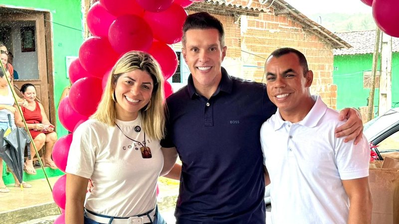 Eriko Jácome e vereadores celebram Dia das Mães em Baía Formosa