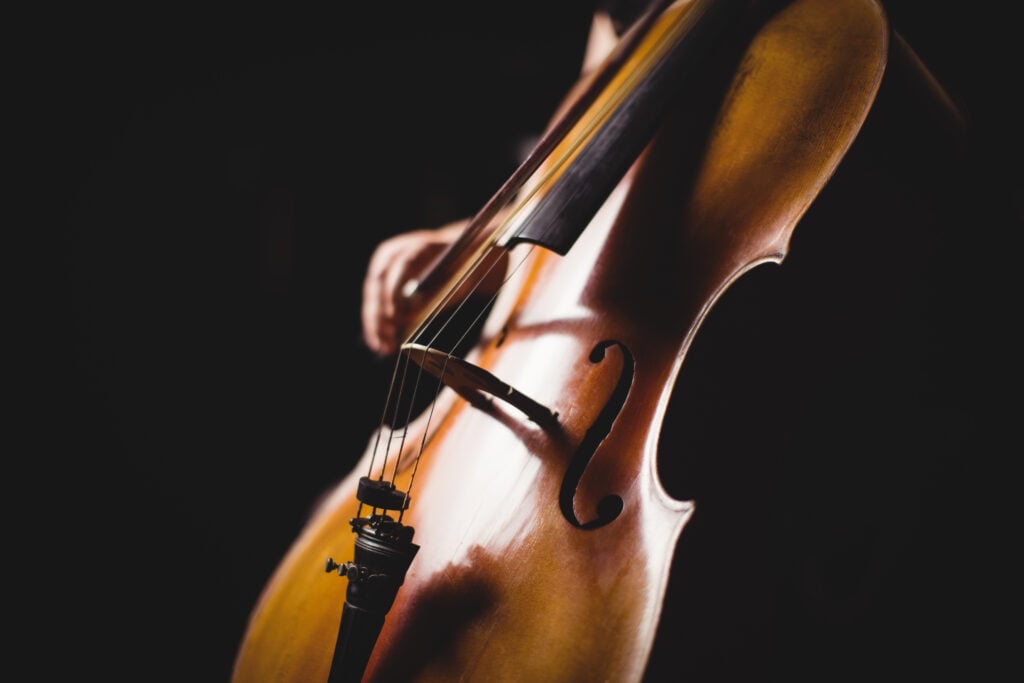 Escola de Música da UFRN abre vagas para curso gratuito de violoncelo