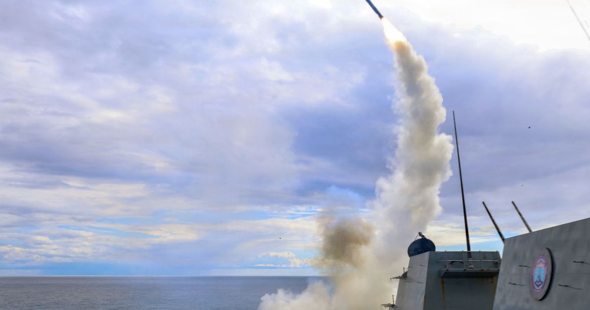 Baixa no estoque de armas dos EUA é anterior ao conflito com o Irã