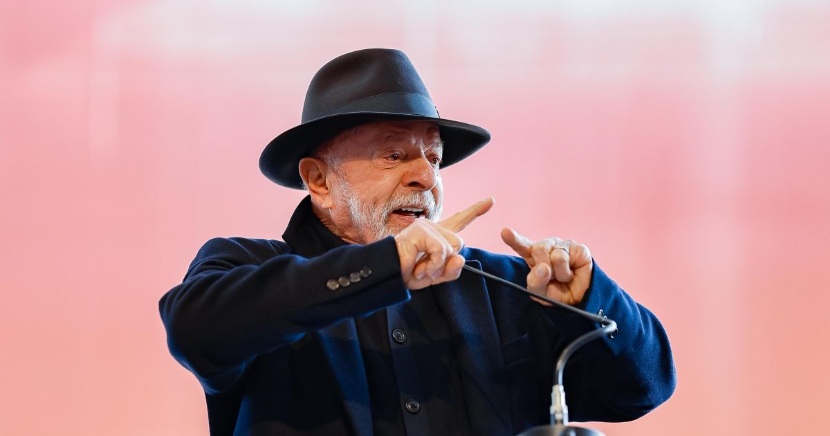 Governo Lula mantém equilíbrio frente às pressões diplomáticas internacionais