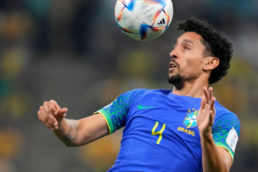 Estudos investigam efeitos do cabeceio na saúde cerebral de jogadores de futebol